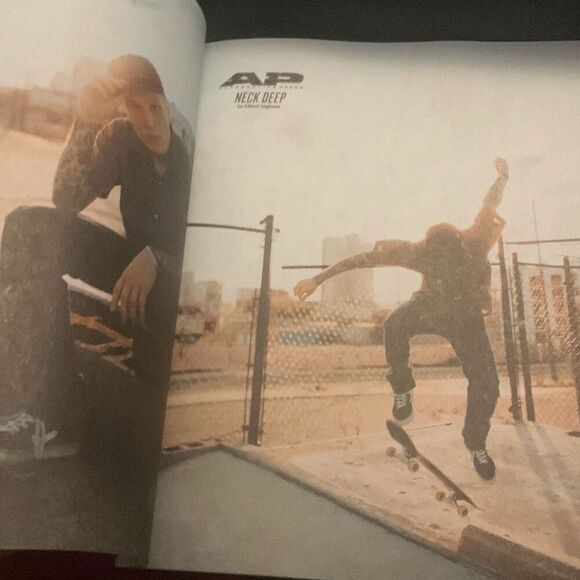 Pre Owned Alternative Press AP October 2017 Issue #351 Neck Deep History You Did - Picture 9 of 9